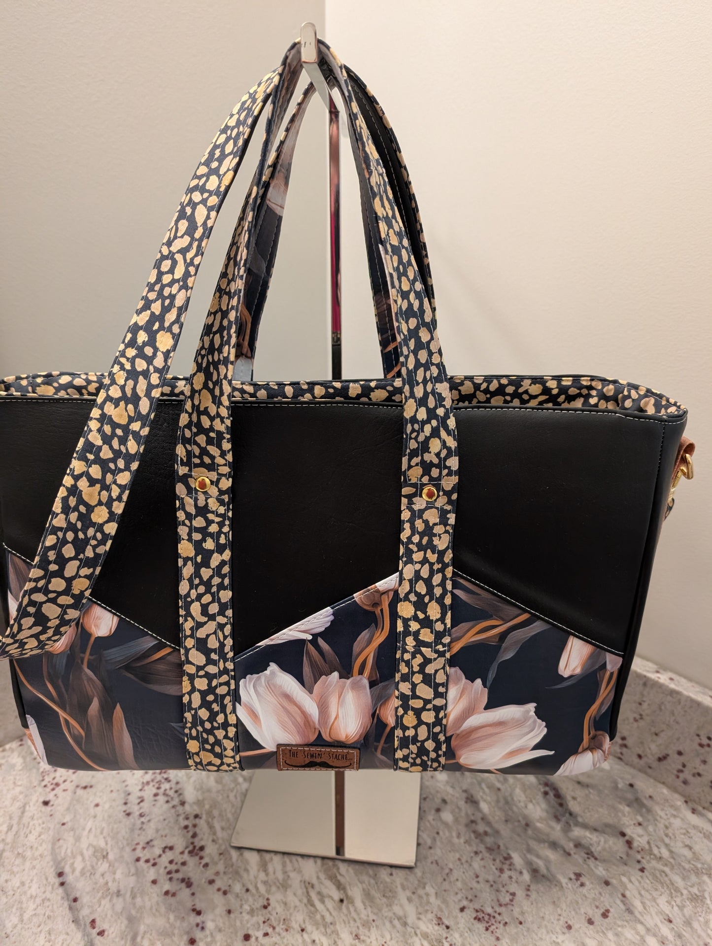 The Amara Tote
