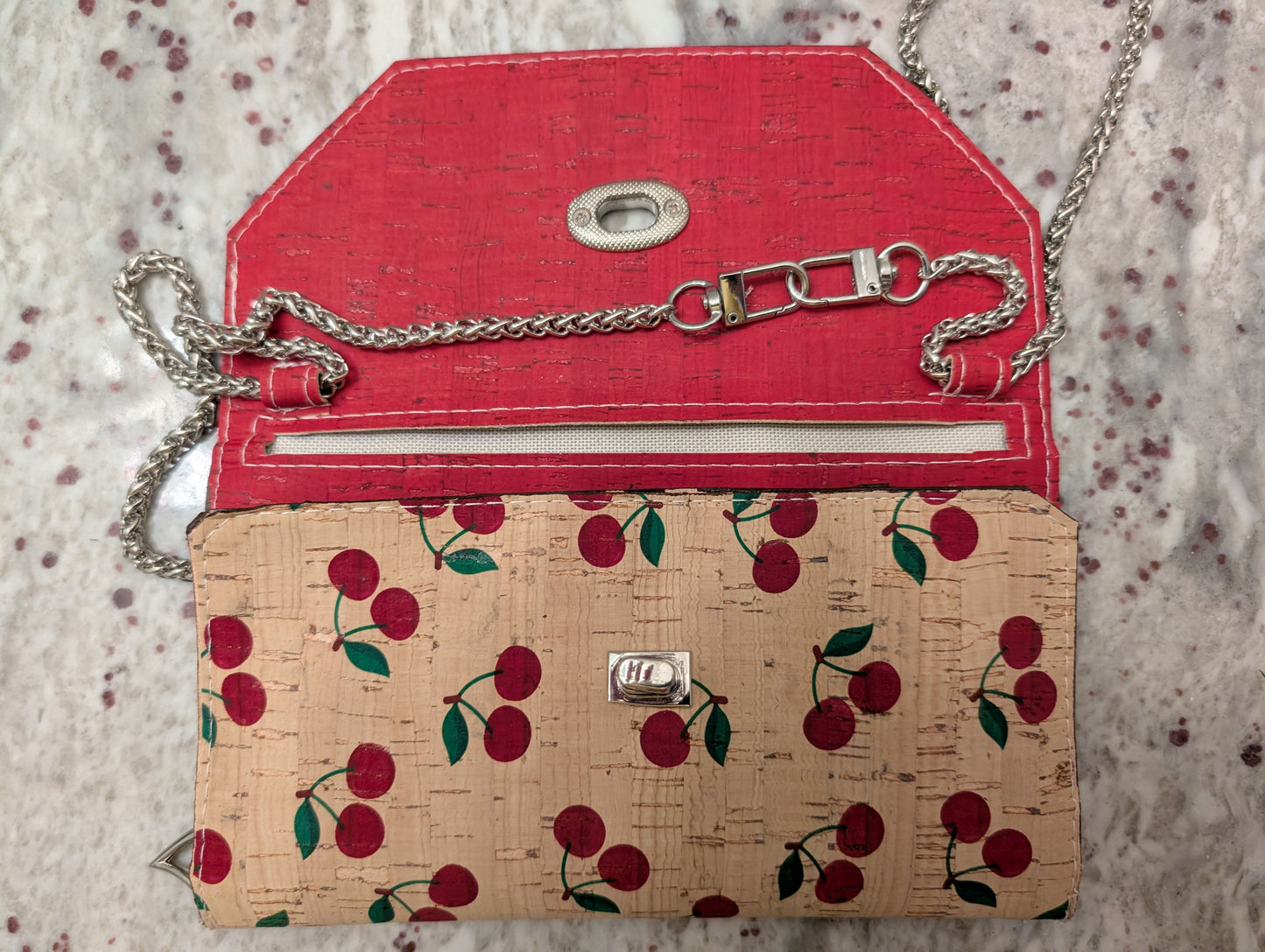 Tracy Wallet (Cherries)