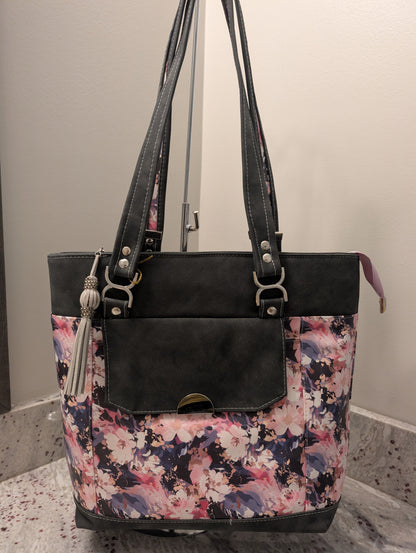 The Kensley Tote